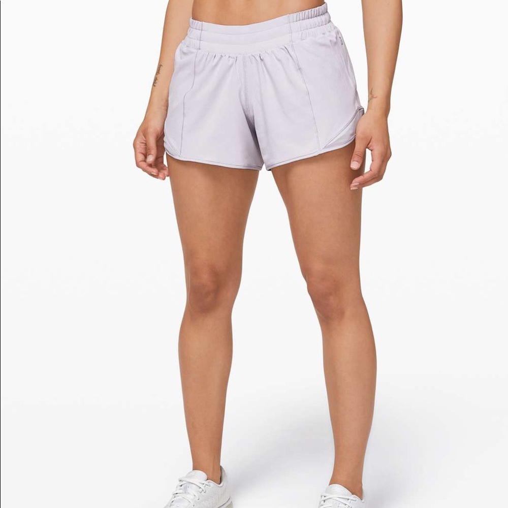 Lululemon Hotty Hot Short 4”